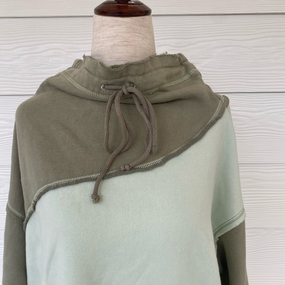 FREE PEOPLE Movement Color Block Homestretch Drawstring Neckline Long Sleeve XS - Picture 3 of 6